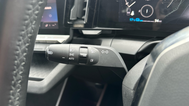 Renault Megane E-Tech EV60 160kW Iconic 60kWh Optimum Charge 5dr Auto Electric Hatchback